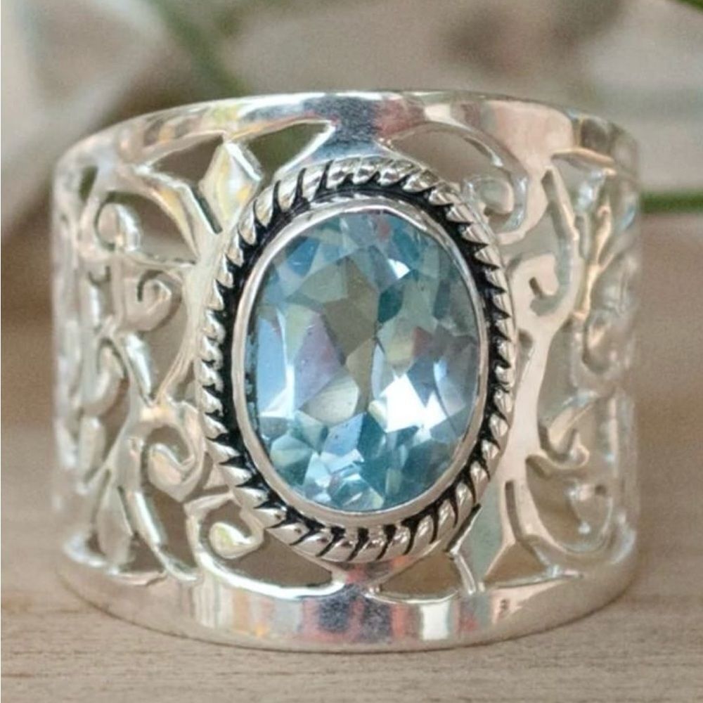 🩵 NEW & Unique Silver Filigree and Blue Gemstone Ring 🩵